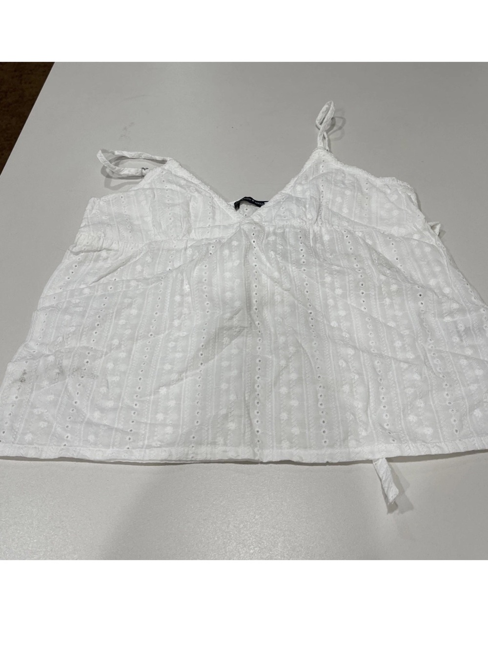 NEW!! Women’s Brandy Melville White Eyelet Camisole Tank Top OS